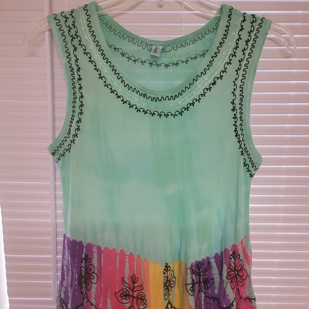Women Tie-Dye Sleeveless Blouse